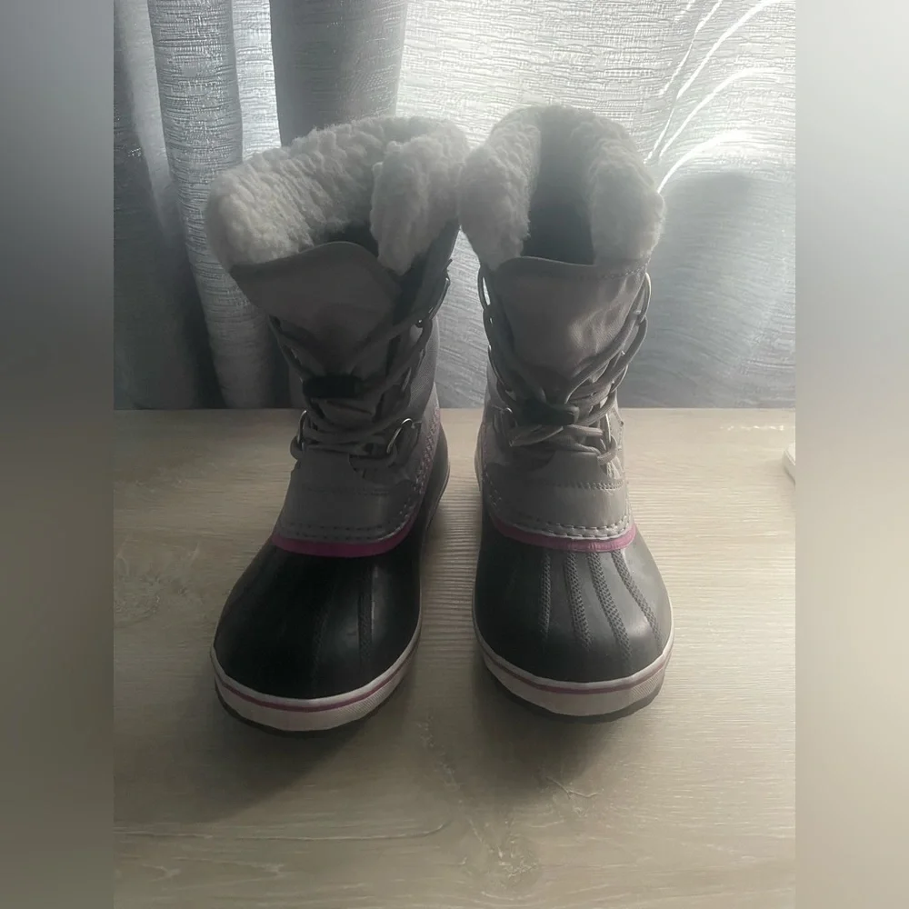 Sorel snow boots